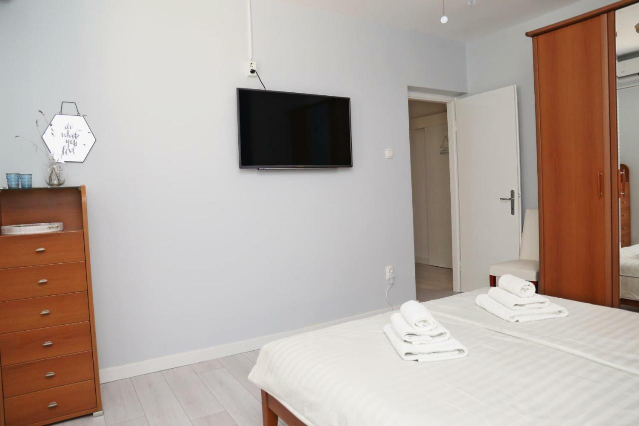 Apartment Eva กอร์จูลา ภายนอก รูปภาพ