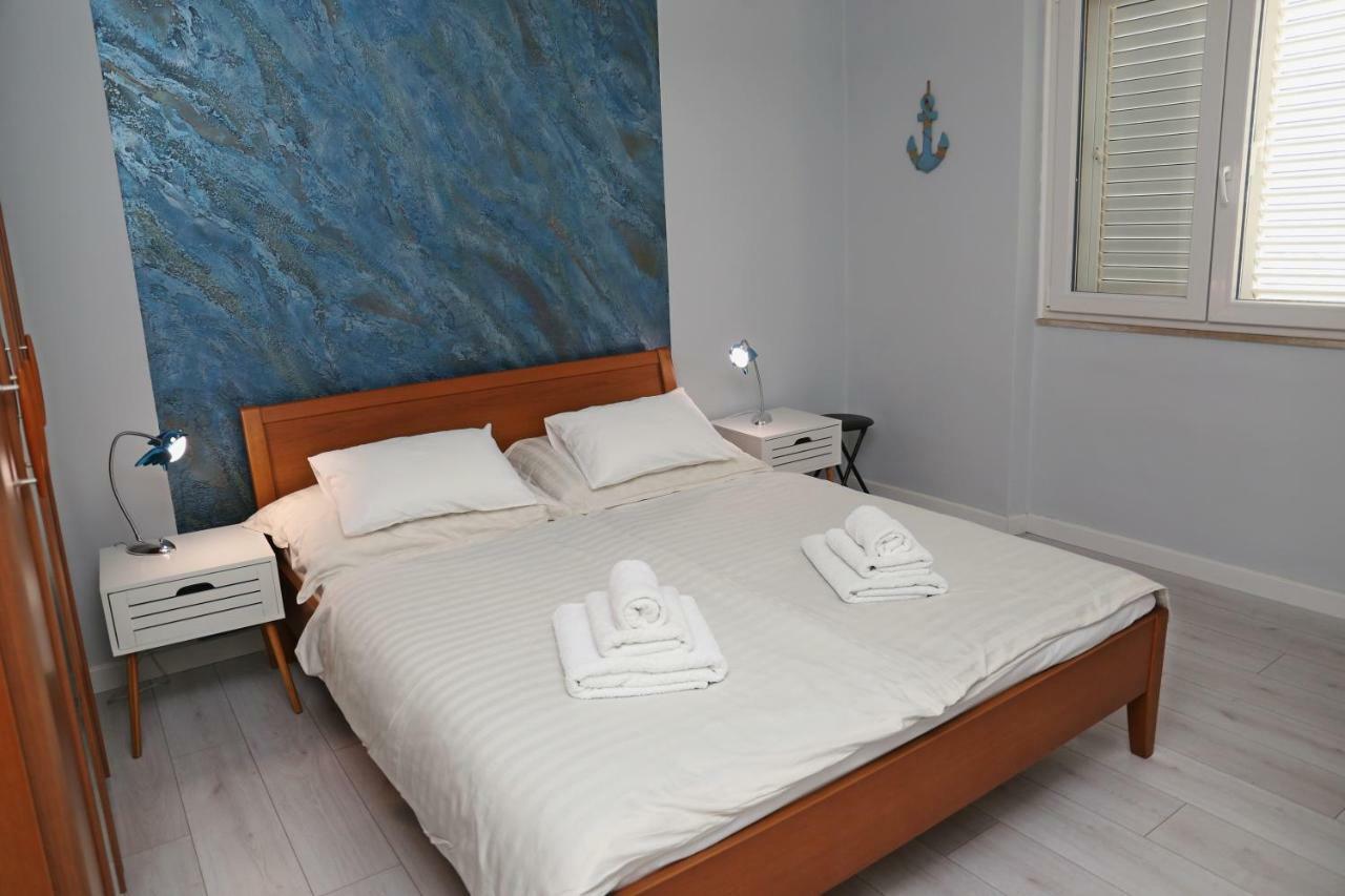 Apartment Eva กอร์จูลา ภายนอก รูปภาพ